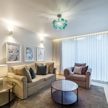 Nomad's Lux - Almada * Oporto