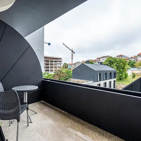 Nomad's Lux - Almada Lägenhet Oporto