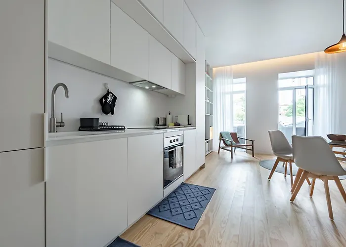 Nomad's Lux - Almada Lägenhet *