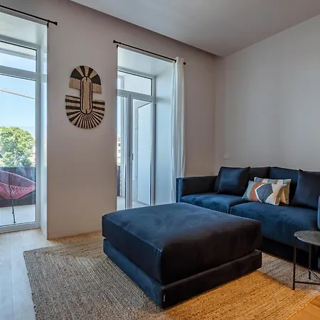 Nomad's Lux - Almada Apartmán *