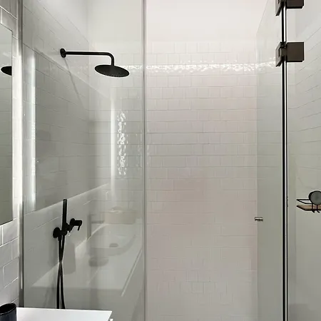 Nomad's Lux - Almada Apartmán