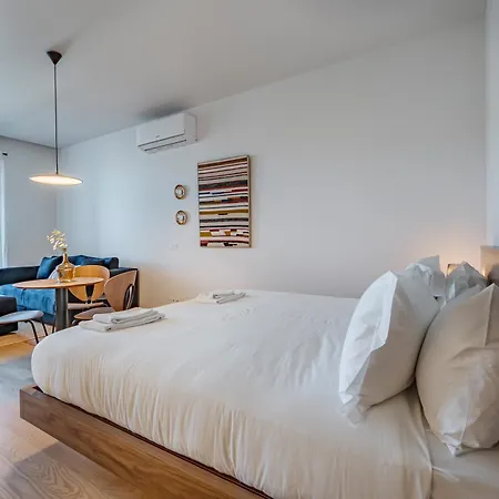 Nomad's Lux - Almada * Oporto