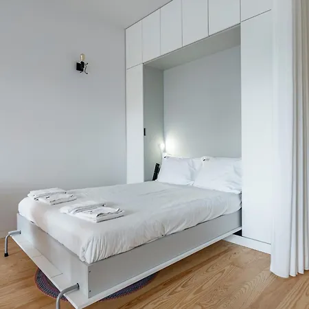 Nomad's Lux - Almada Appartamento *