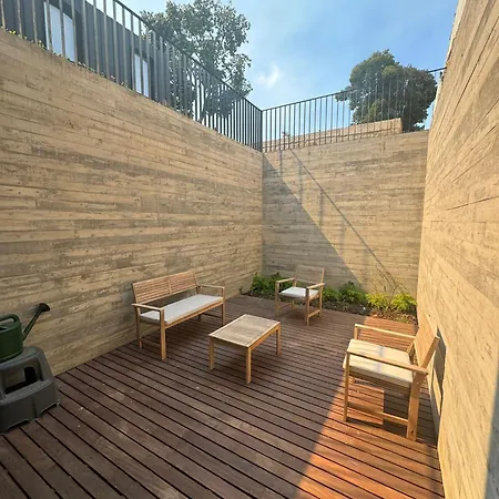 Nomad's Lux - Almada *