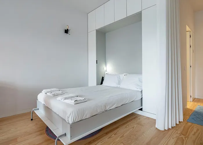 Nomad's Lux - Almada Apartman *