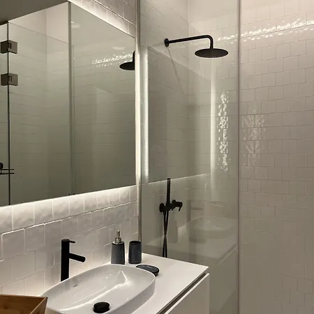 Nomad's Lux - Almada Apartment *